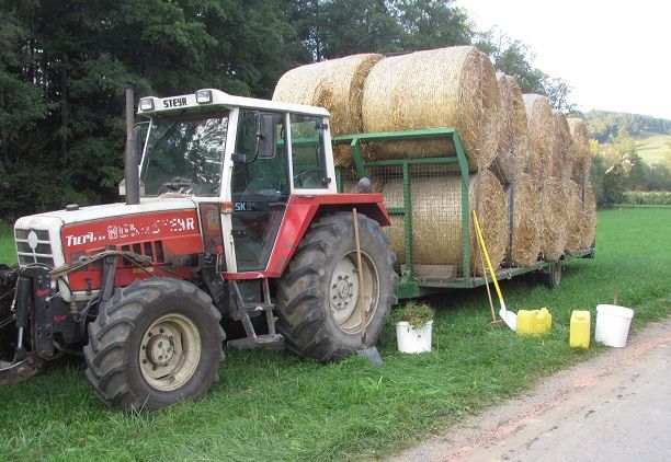 1 oelbindearbeiten auf der l360 neudorf und muehlweg prebuch  12.09.2016.jpg